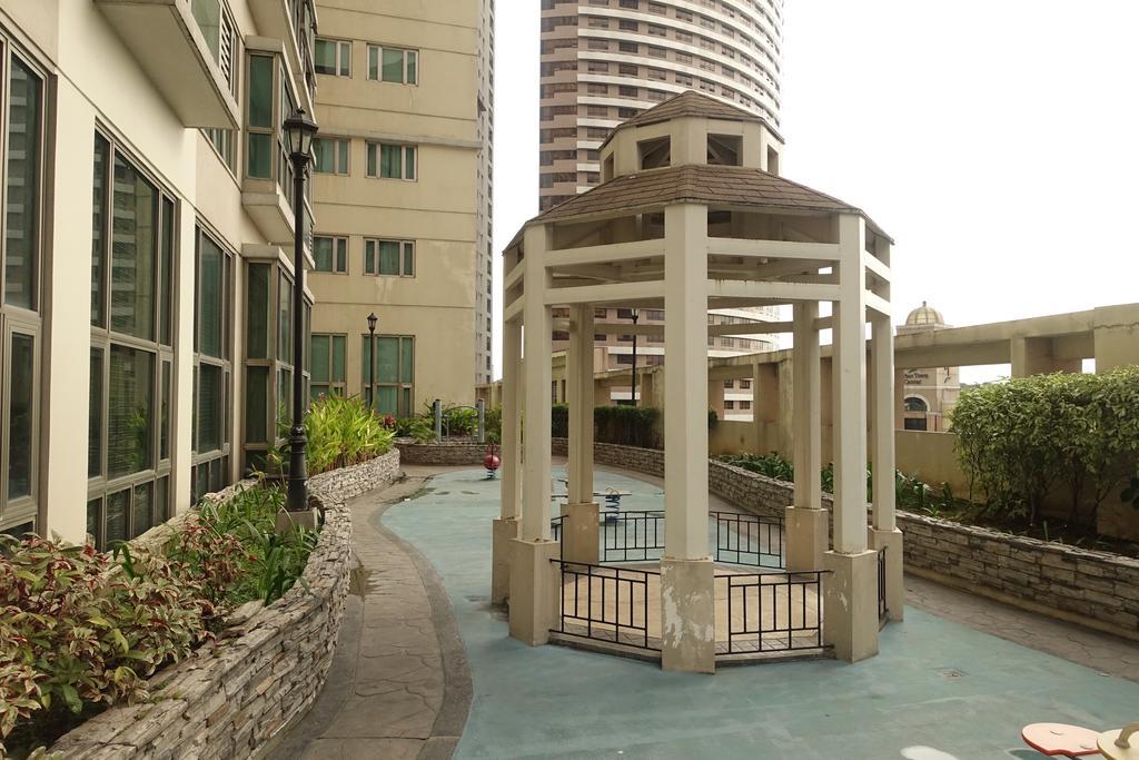 Luxury Condo At Forbeswood Parklane The Fort Bgc San Pedro Makati Eksteriør billede