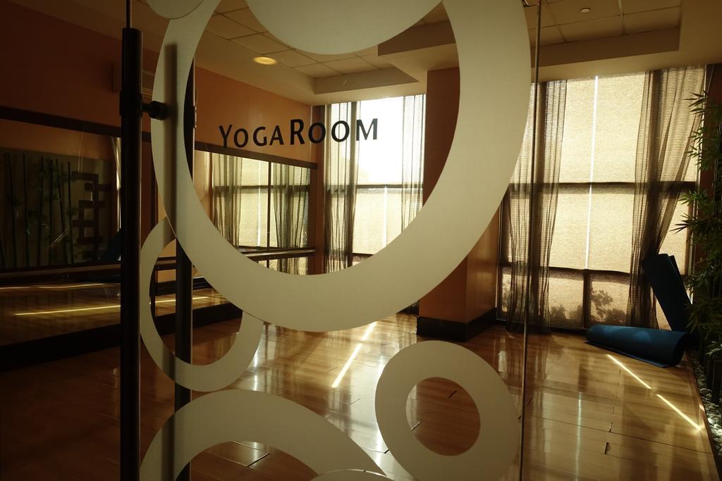 Luxury Condo At Forbeswood Parklane The Fort Bgc San Pedro Makati Eksteriør billede